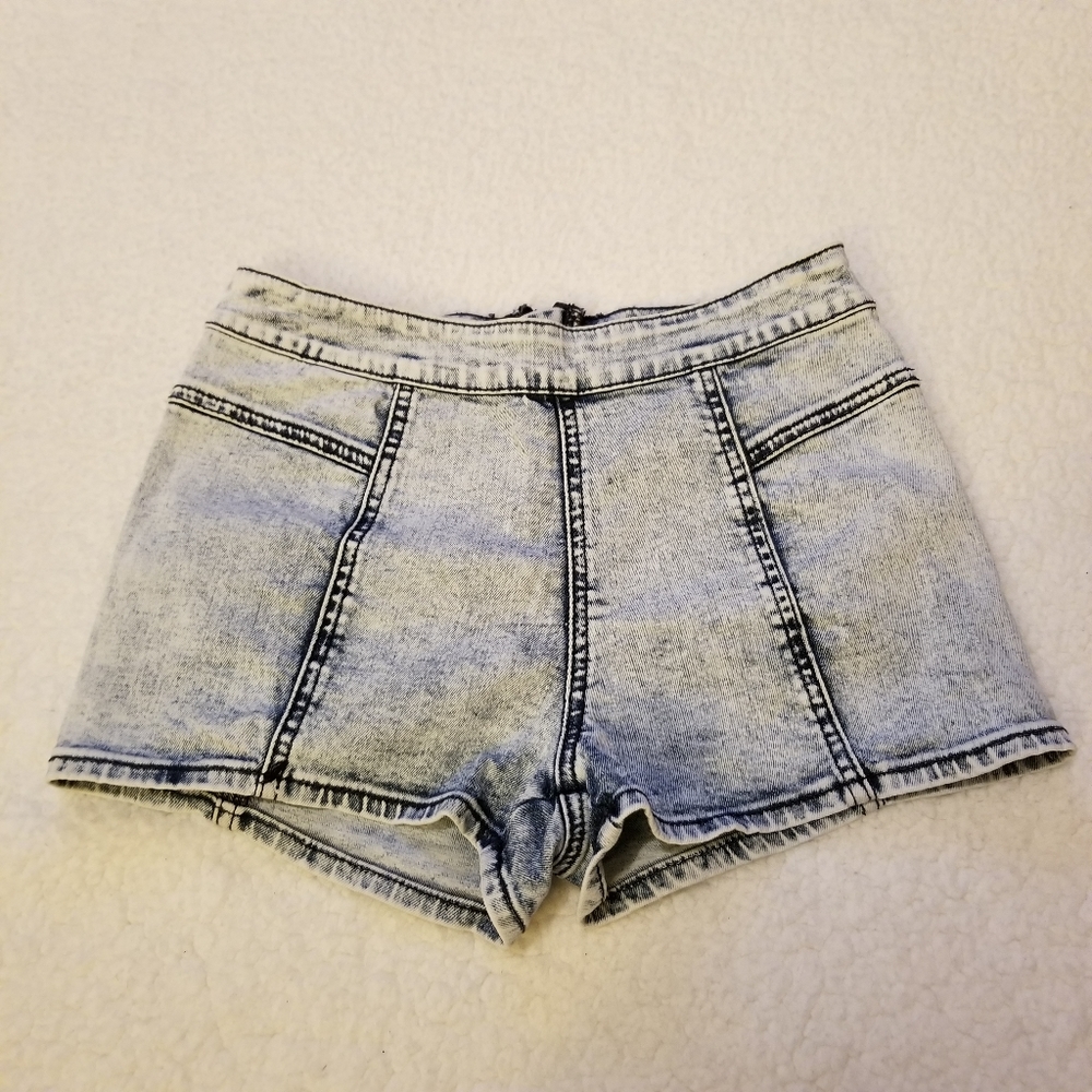 ⭐Denim hot shorts